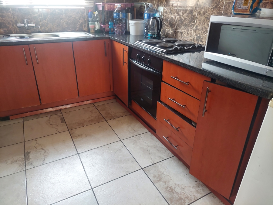 3 Bedroom Property for Sale in Waterval East North West